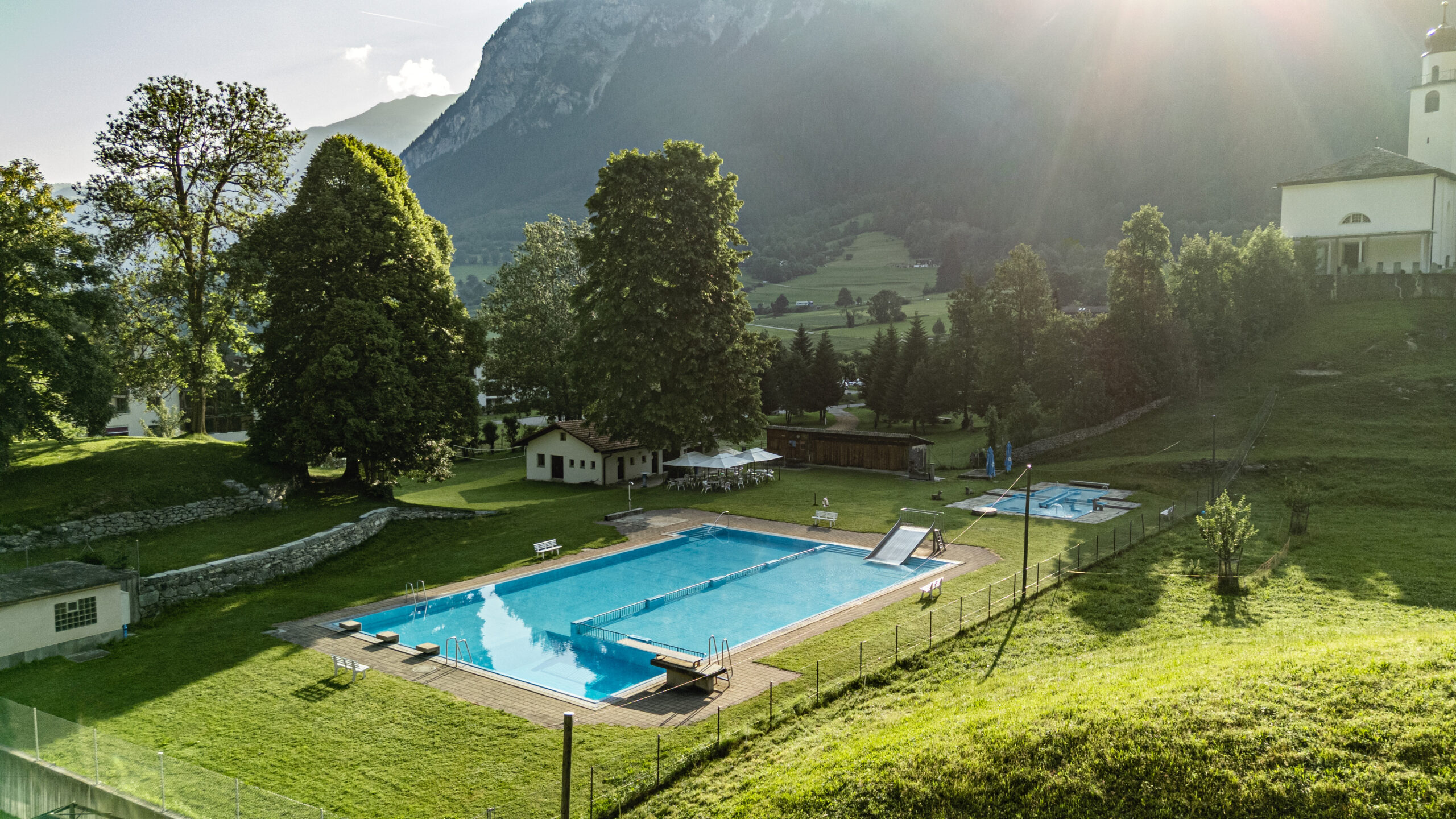 2025-06-mineralbad-andeer-freibad-0185-online